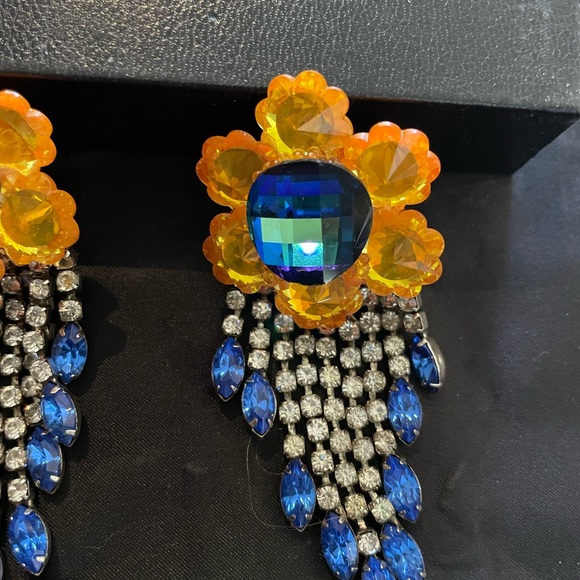 WENDY GELL ART GLASS EARRINGS W/ RHINESTONES - Picture 3 of 4